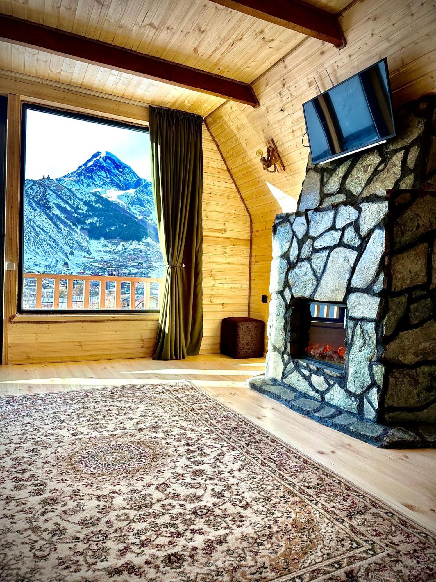 Hillside Apartment *