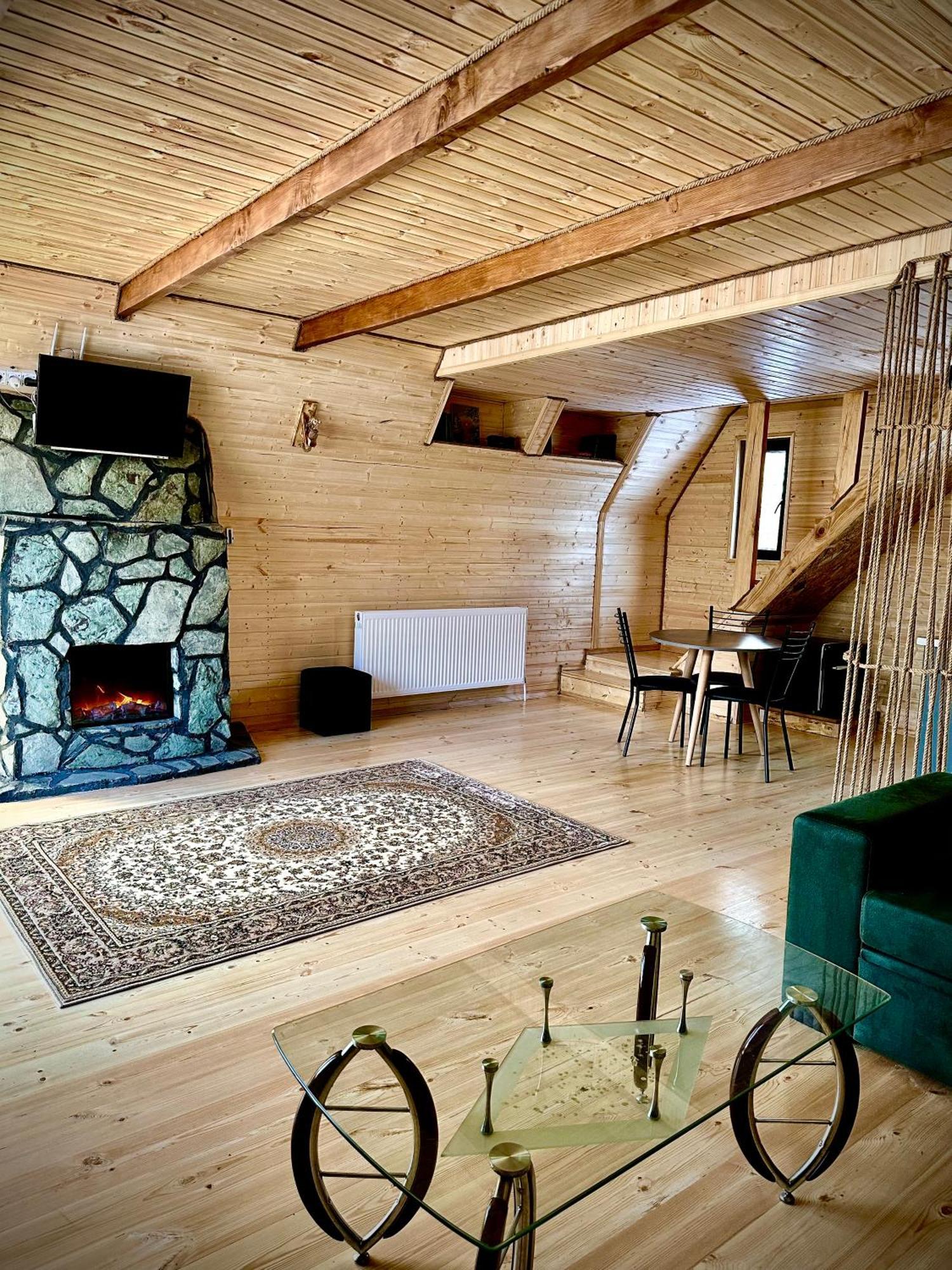 Hillside Apartment Stepantsminda